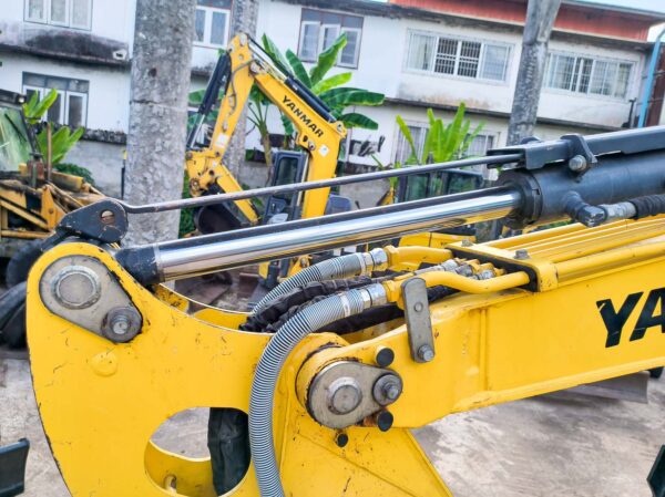รถขุดมือสอง YANMAR ViO35 พร้อมใช้ ผ่อนได้ ประกันศูนย์ [No.SK29] - Image 9