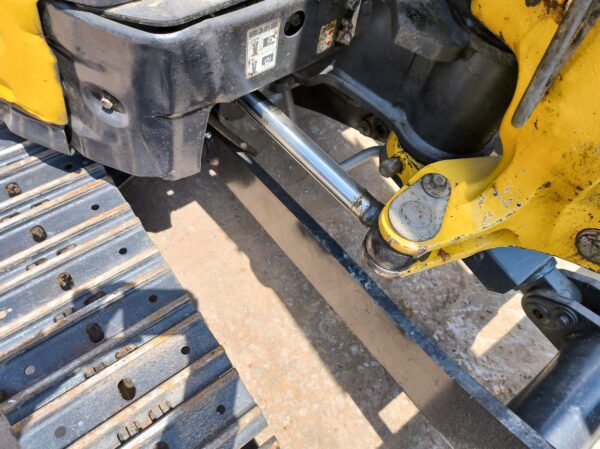 รถขุดมือสอง YANMAR ViO35 พร้อมใช้ ผ่อนได้ ประกันศูนย์ [No.SK30] - Image 15