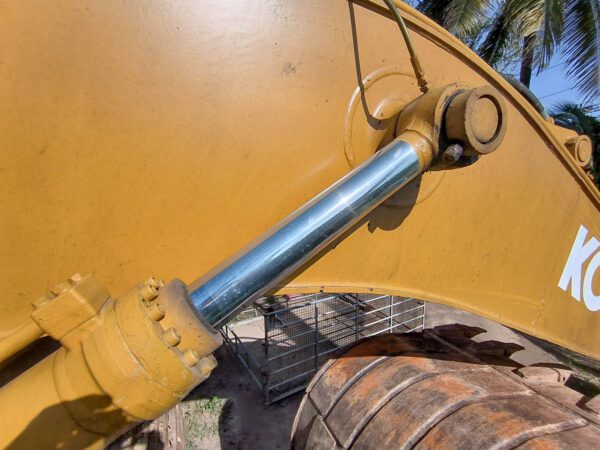 รถขุดมือสอง KOBELCO รุ่น SK200 ขนาด 20 ตัน [No.154] - Image 9