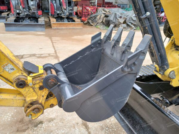 รถขุดมือสอง YANMAR ViO35 พร้อมใช้ ผ่อนได้ ประกันศูนย์ [No.SK26] - Image 11